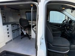 Weiß Gebraucht 2017 Mercedes Vito Van / Kleinbus | 20.999 € (Etwas zu teuer)