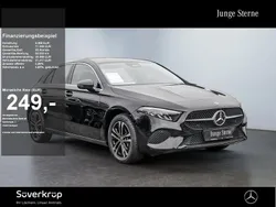 Schwarz Gebraucht 2024 Mercedes A250 Progressive Limousine | 30.525 € (Fairer Preis)