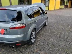Grau Gebraucht 2008 Ford S-MAX Titanium Van / Kleinbus | 4.800 € (Fairer Preis)