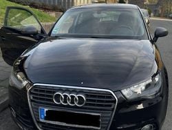Schwarz Gebraucht 2012 Audi A1 Attraction Kleinwagen | 6.850 € (Guter Preis)