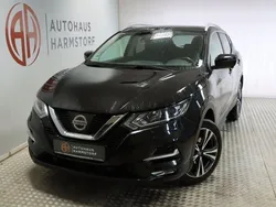 Schwarz Gebraucht 2017 Nissan Qashqai 360º SUV | 12.790 € (Fairer Preis)