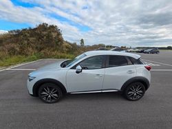 Weiß Gebraucht 2015 Mazda CX-3 Exclusive-Line SUV | 12.800 € (Fairer Preis)