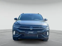 Indiumgrau metallic / schwarz Neu 2025 VW T-Roc Style SUV | 45.935 € (Etwas zu teuer)