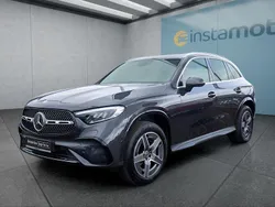 Grau Gebraucht 2024 Mercedes GLC300e SUV | 58.199 € (Etwas zu teuer)