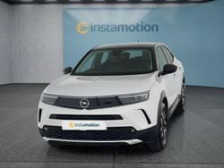 Weiß Gebraucht 2022 Opel Mokka Elegance SUV | 17.699 € (Fairer Preis)