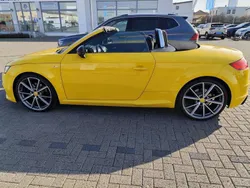 Gelb Gebraucht 2017 Audi TT Roadster Black Edition Cabrio | 27.499 € (Guter Preis)