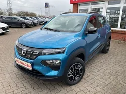 Blau Gebraucht 2023 Dacia Spring Comfort Plus Kleinwagen | 16.499 € (Teuer)