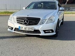Grau Gebraucht 2010 Mercedes E350 Limousine | 10.500 € (Guter Preis)