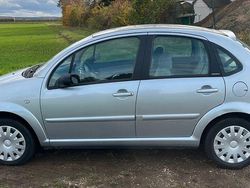 Silber Gebraucht 2005 Citroën C3 Style Limousine | 2.100 € (Fairer Preis)