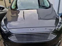 Grau Gebraucht 2018 Ford Grand C-Max Van / Kleinbus | 13.990 € (Fairer Preis)