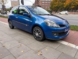 Blau Gebraucht 2006 Renault Clio III Dynamique Limousine | 1.700 € (Superpreis)