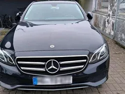 Schwarz Gebraucht 2019 Mercedes E200 Avantgarde Limousine | 19.900 € (Fairer Preis)