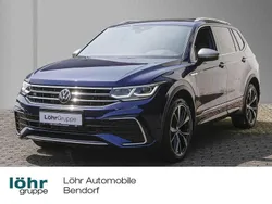 Atlantic blue metallic Gebraucht 2024 VW Tiguan Allspace R-line SUV | 49.980 € (Teuer)