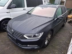 Schwarz Gebraucht 2018 VW Passat Comfortline Kombi | 8.999 € (Superpreis)