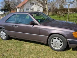 Mercedes 230