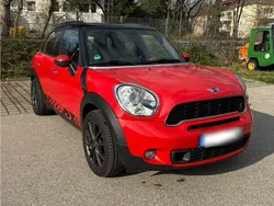 Rot Gebraucht 2011 Mini Cooper S Countryman SUV | 7.999 € (Teuer)