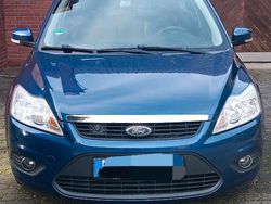 Blau Gebraucht 2008 Ford Focus Kombi | 3.500 € (Teuer)