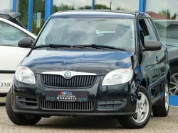 Schwarz Gebraucht 2009 Skoda Fabia Classic Kleinwagen | 3.990 € (Etwas zu teuer)
