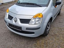 Grau Gebraucht 2005 Renault Modus Van / Kleinbus | 2.299 € (Etwas zu teuer)