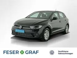 Deep black perleffekt Gebraucht 2024 VW Polo Style Limousine | 21.750 € (Guter Preis)