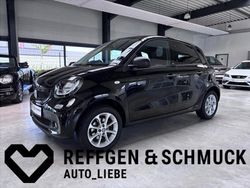 Schwarz Gebraucht 2017 Smart ForFour Passion Kleinwagen | 10.880 € (Etwas zu teuer)