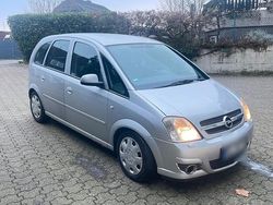 Silber Gebraucht 2006 Opel Meriva Van / Kleinbus | 1.200 € (Guter Preis)