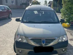 Grün Gebraucht 2009 Dacia Logan Limousine | 3.400 € (Etwas zu teuer)