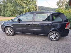 Schwarz Gebraucht 2012 Opel Zafira Van / Kleinbus | 3.500 € (Guter Preis)