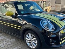 Schwarz Gebraucht 2020 Mini Cooper SE Kleinwagen | 16.900 € (Fairer Preis)