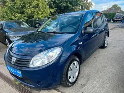 Blau Gebraucht 2010 Dacia Sandero Ambiance Kleinwagen | 2.999 € (Fairer Preis)