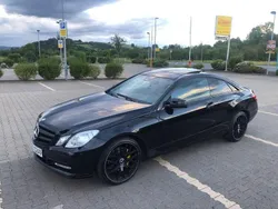 Schwarz Gebraucht 2011 Mercedes E350 Coupé | 9.900 € (Guter Preis)