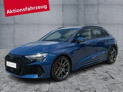 Blau Neu 2025 Audi RS3 Sportback Kleinwagen | 75.990 € (Etwas zu teuer)