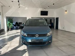 Blau Gebraucht 2014 VW Touran Cup Van / Kleinbus | 11.900 € (Teuer)