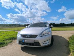 Grau Gebraucht 2008 Ford Mondeo Kombi | 3.300 €
