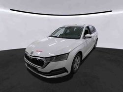 Weiß Gebraucht 2023 Skoda Octavia Style Kombi | 27.886 € (Fairer Preis)