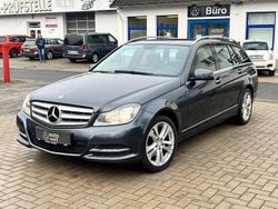 Grau Gebraucht 2013 Mercedes C180 Limousine | 11.989 € (Fairer Preis)