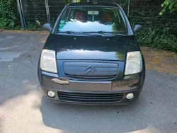 Schwarz Gebraucht 2004 Citroën C2 Kleinwagen | 550 €