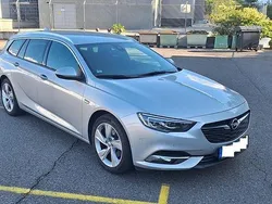 Silber Gebraucht 2018 Opel Insignia Executive Kombi | 15.850 € (Guter Preis)