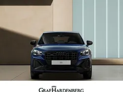 Blau Neu 2025 Audi Q2 S-Line SUV | 43.873 € (Etwas zu teuer)