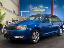 Blau Gebraucht 2017 Skoda Rapid Ambition Kombi | 12.480 € (Etwas zu teuer)