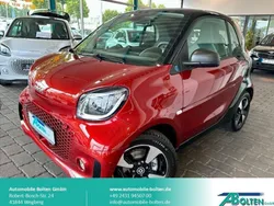 Rot Gebraucht 2024 Smart ForTwo Electric Drive Exclusive Kleinwagen | 15.290 € (Guter Preis)