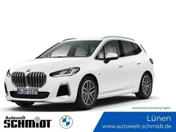 Weiß Gebraucht 2022 BMW 218 Performance Kombi | 29.590 € (Etwas zu teuer)