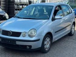 Silber Gebraucht 2005 VW Polo Comfortline Kleinwagen | 799 € (Superpreis)