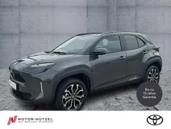 Grey metallic Neu 2025 Toyota Yaris Cross SUV | 29.990 € (Fairer Preis)