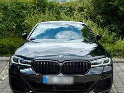 Schwarz Gebraucht 2020 BMW 530 M Sport Kombi | 41.000 € (Teuer)