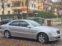 Silber Gebraucht 2003 Mercedes E220 Elegance Limousine | 2.000 € (Superpreis)
