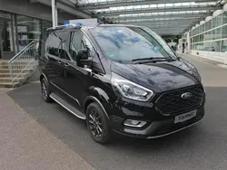 Obsidianschwarz metallic Gebraucht 2021 Ford Tourneo Custom Limousine | 41.990 €