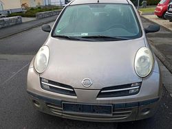 Rot Gebraucht 2007 Nissan Micra Kleinwagen | 400 € (Superpreis)