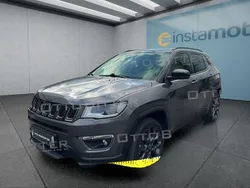 Grau Gebraucht 2020 Jeep Compass SUV | 21.999 € (Fairer Preis)