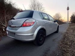 Silber Gebraucht 2006 Opel Astra Limousine | 2.300 € (Fairer Preis)